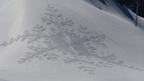 simon-beck-snowart-14