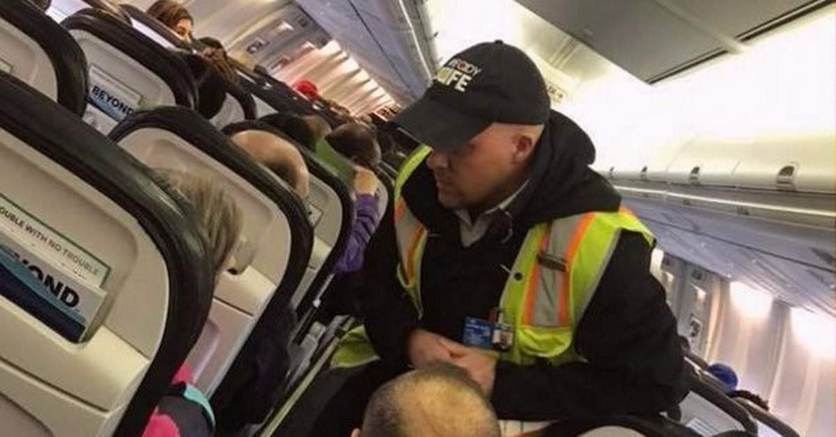 Distressed Elderly Woman Who Caused Ruckus On Plane Receives Compassion